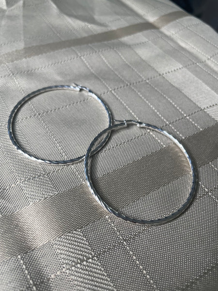 Twist Hoops